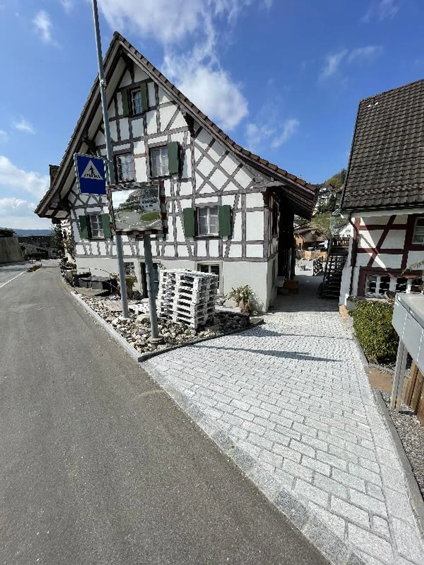 Charmant appartement de 2,5 pièces - Photo 5 sur 14