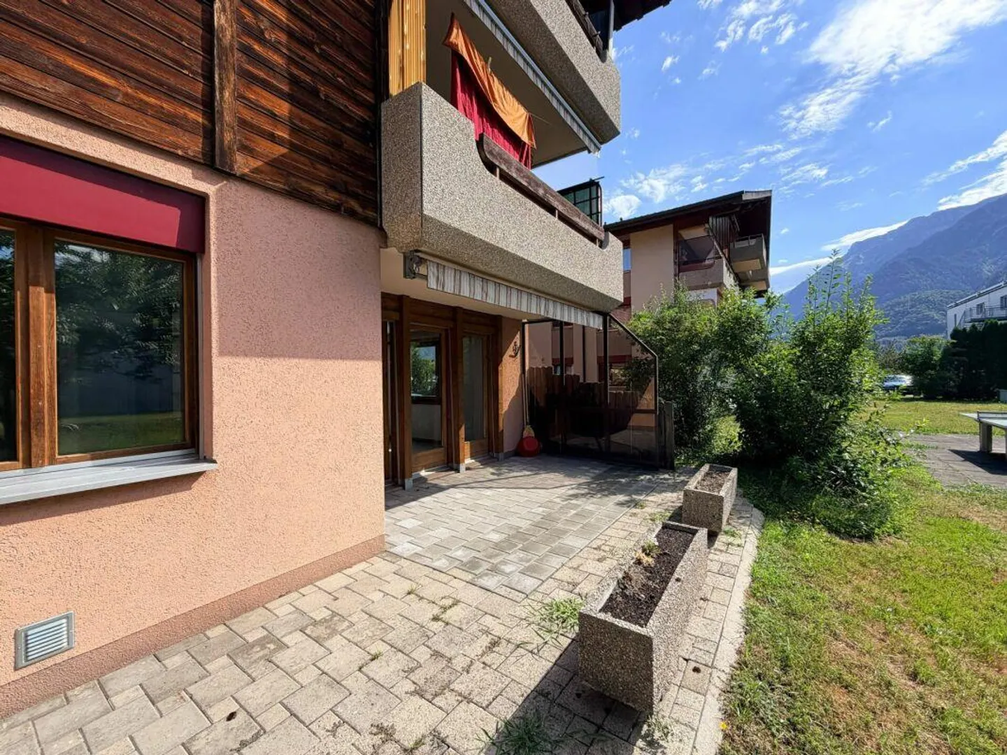 Solid 3.5-room apartment with beautiful balcony and underground parking space in Matten near Interlaken - Photo 14 of 19