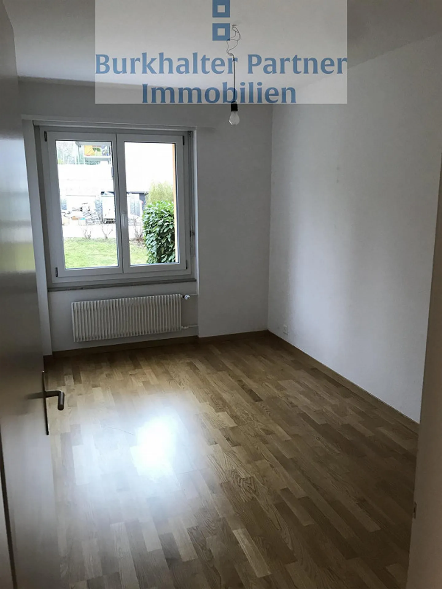 Helle Familienwohnung mit Garten - Foto 8 von 11