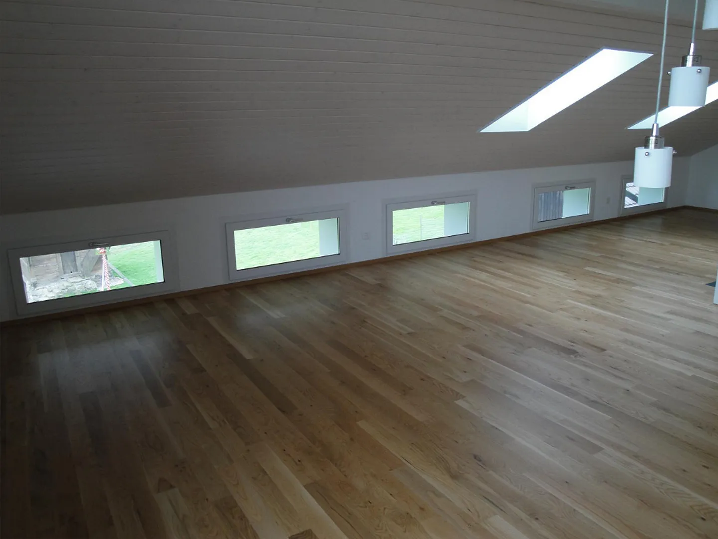 Charming 3.5-room attic apartment with balcony in Mühlau - Photo 10 of 10