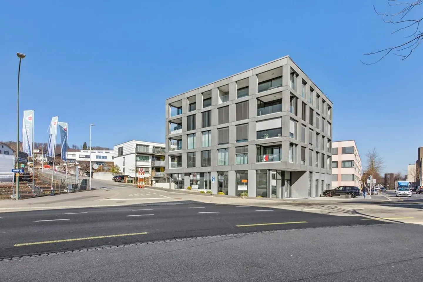 Modernes Apartment in Köniz - Foto 1 von 8