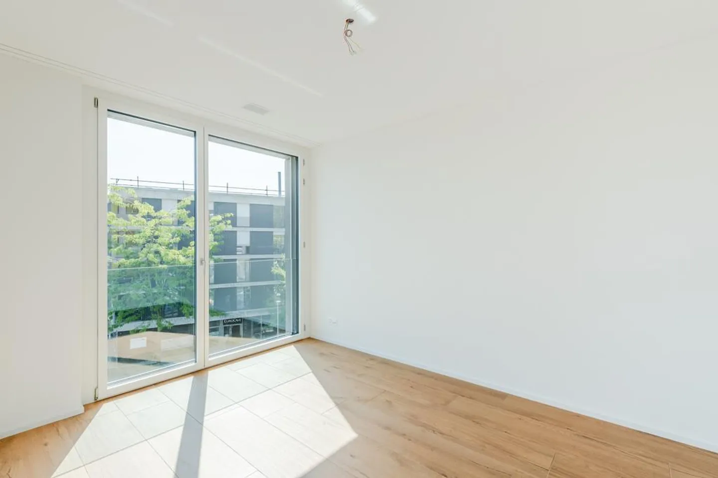 Modernes Apartment in Köniz - Foto 6 von 8