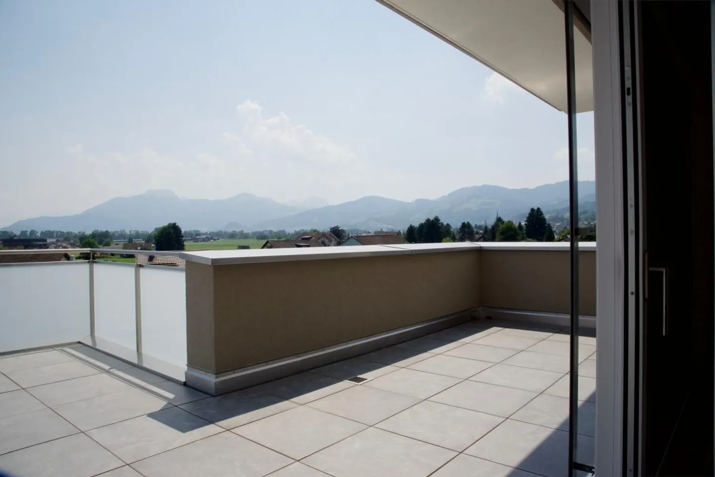 Attico con vista mozzafiato - Foto 4 di 10