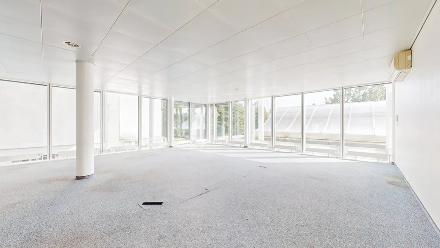 Ufficio moderno sul Lago di Ginevra - Foto 3 di 7