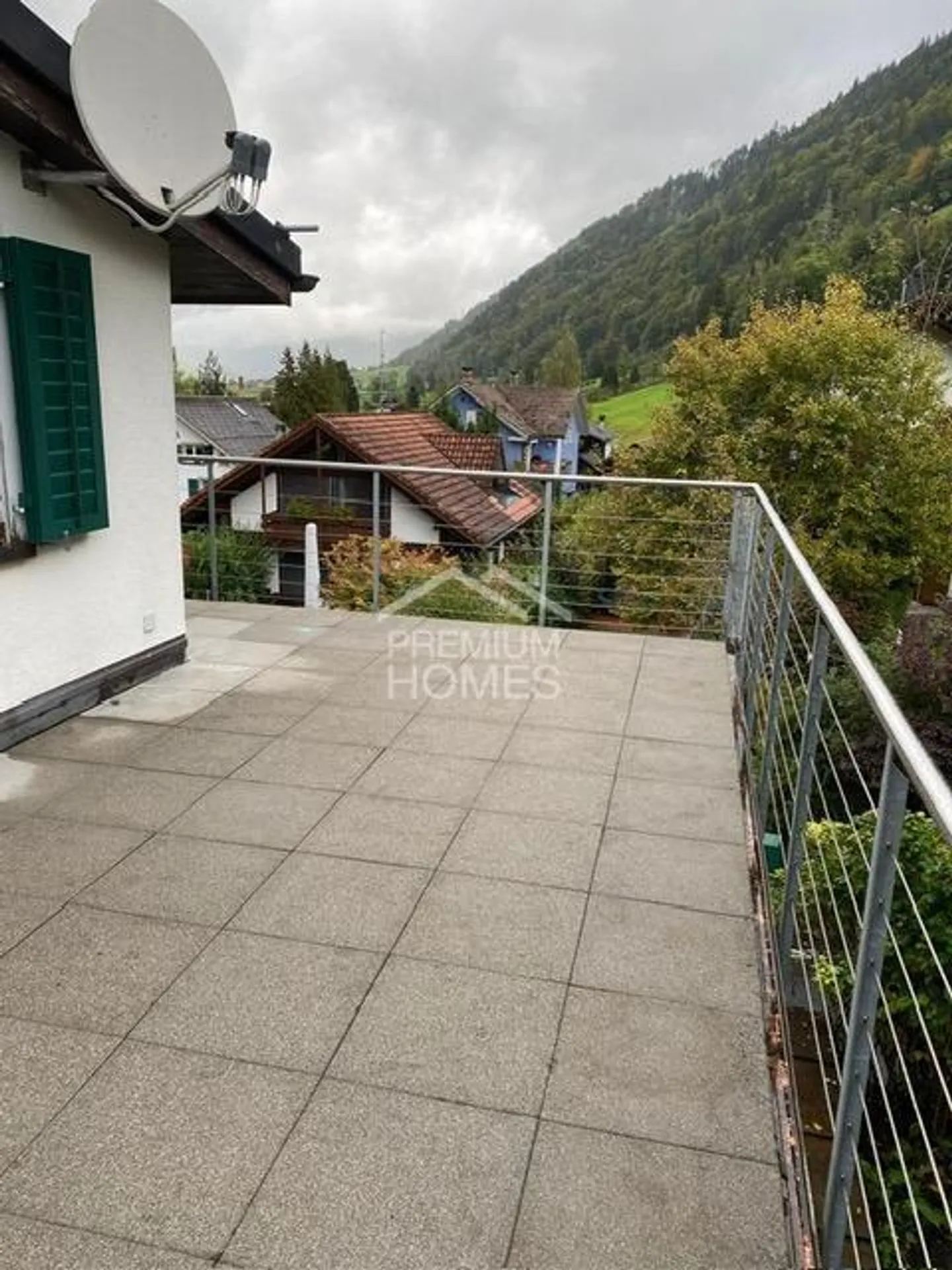 Solide gebaut - mit Liebe gepflegt zum Top Preis in Hätzingen Glarus S - Foto 3 di 7