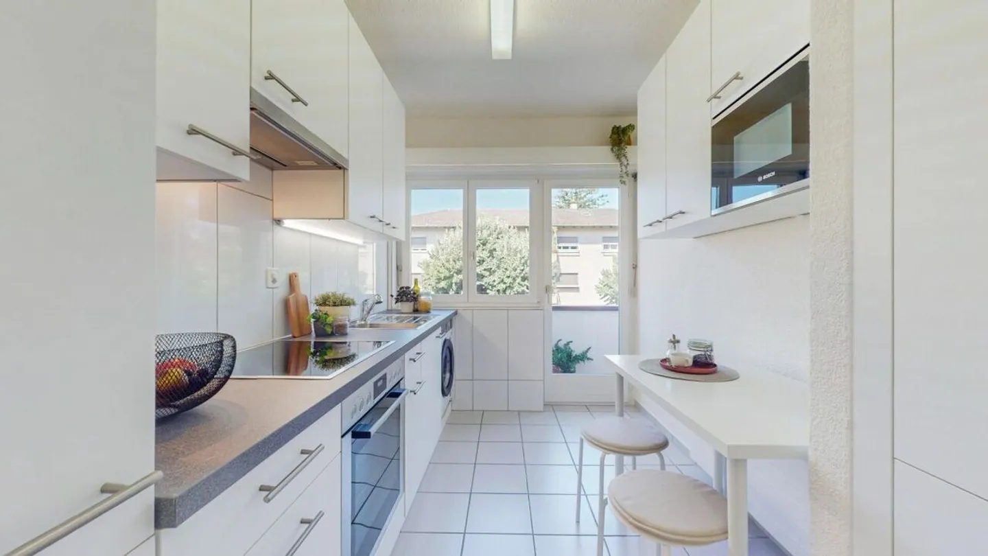 APPARTAMENTO 3.5 STANZE A ZURIGO-ALBISRIEDEN CON DUE BALCONI - Foto 3 di 8