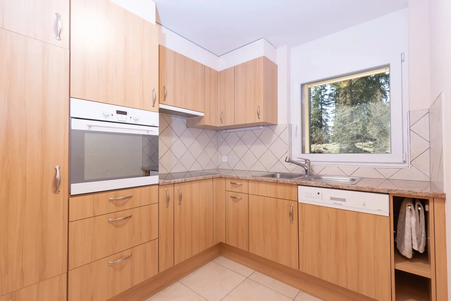 Außergewöhnliches Chalet bei Crans-Montana - Foto 11 von 19