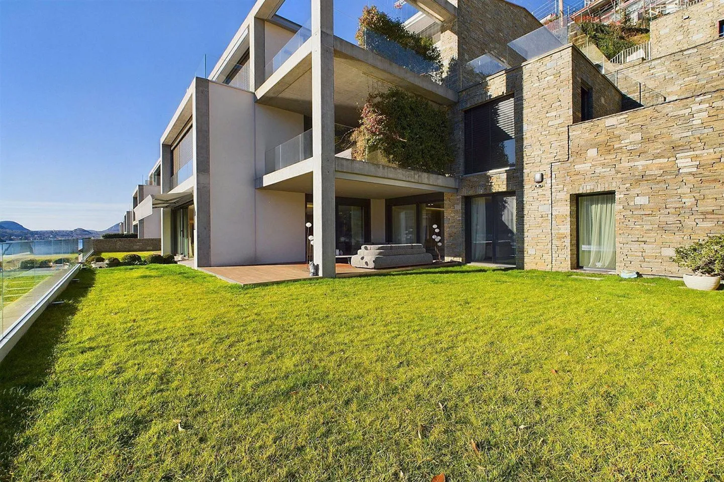 Appartamento di lusso con giardino a Morcote - Foto 9 di 30