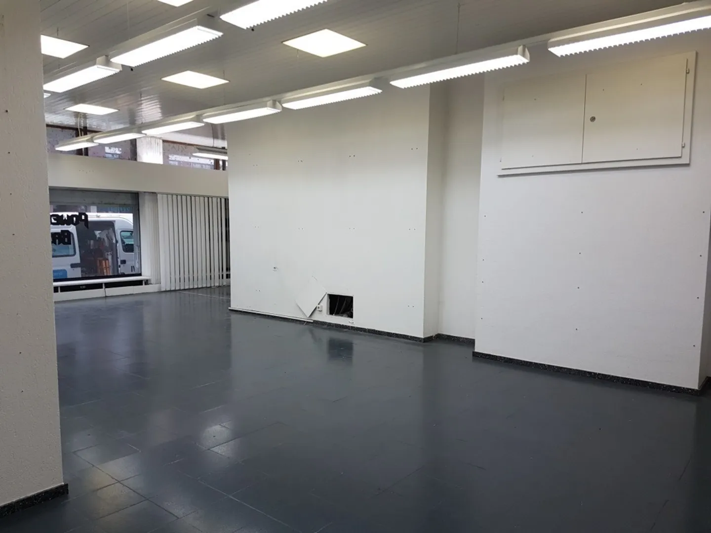 Prime Location - Your new office or retail space is waiting for you! - Photo 2 of 3