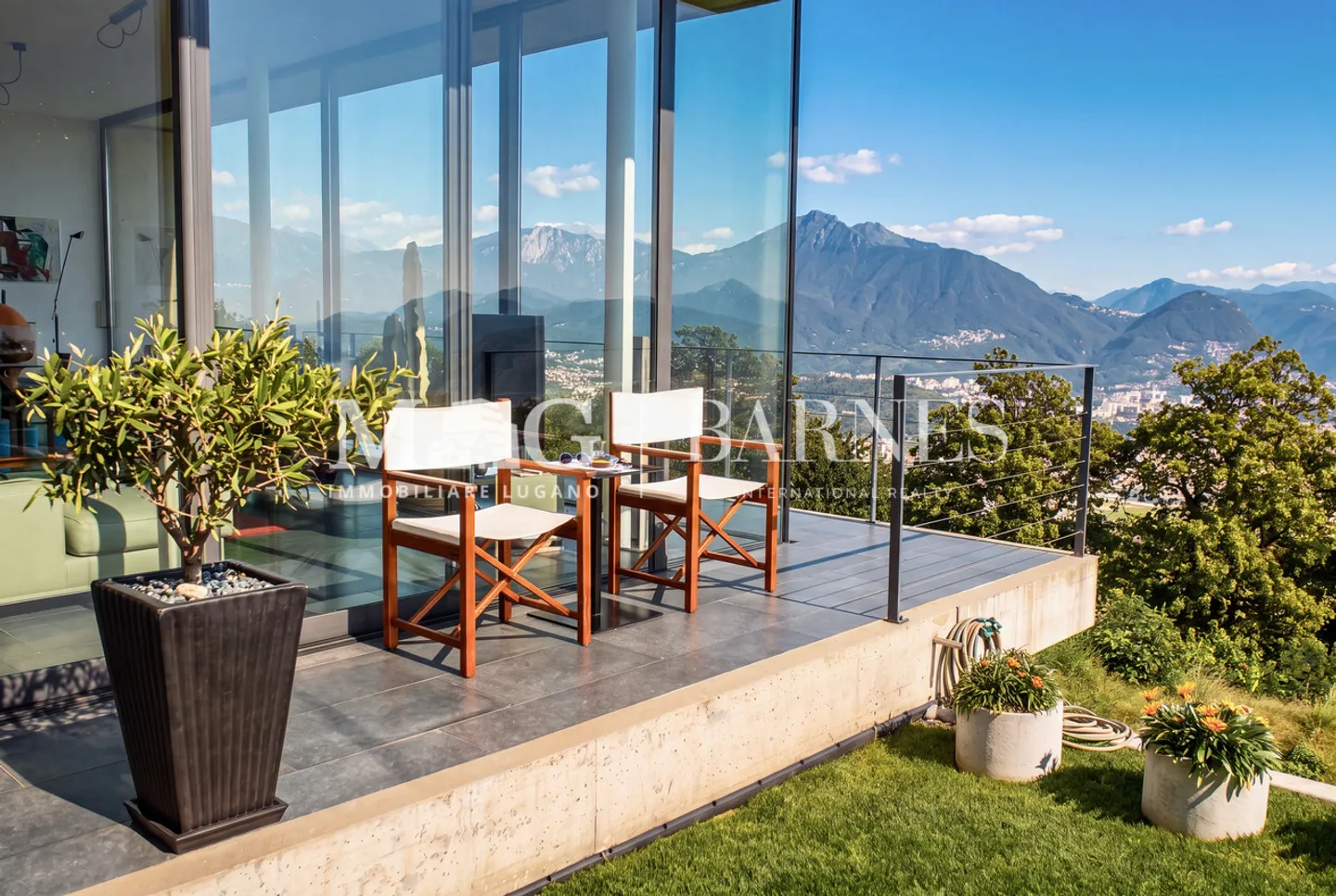 Villa moderne avec vue lac à Cademario - Photo 2 sur 11