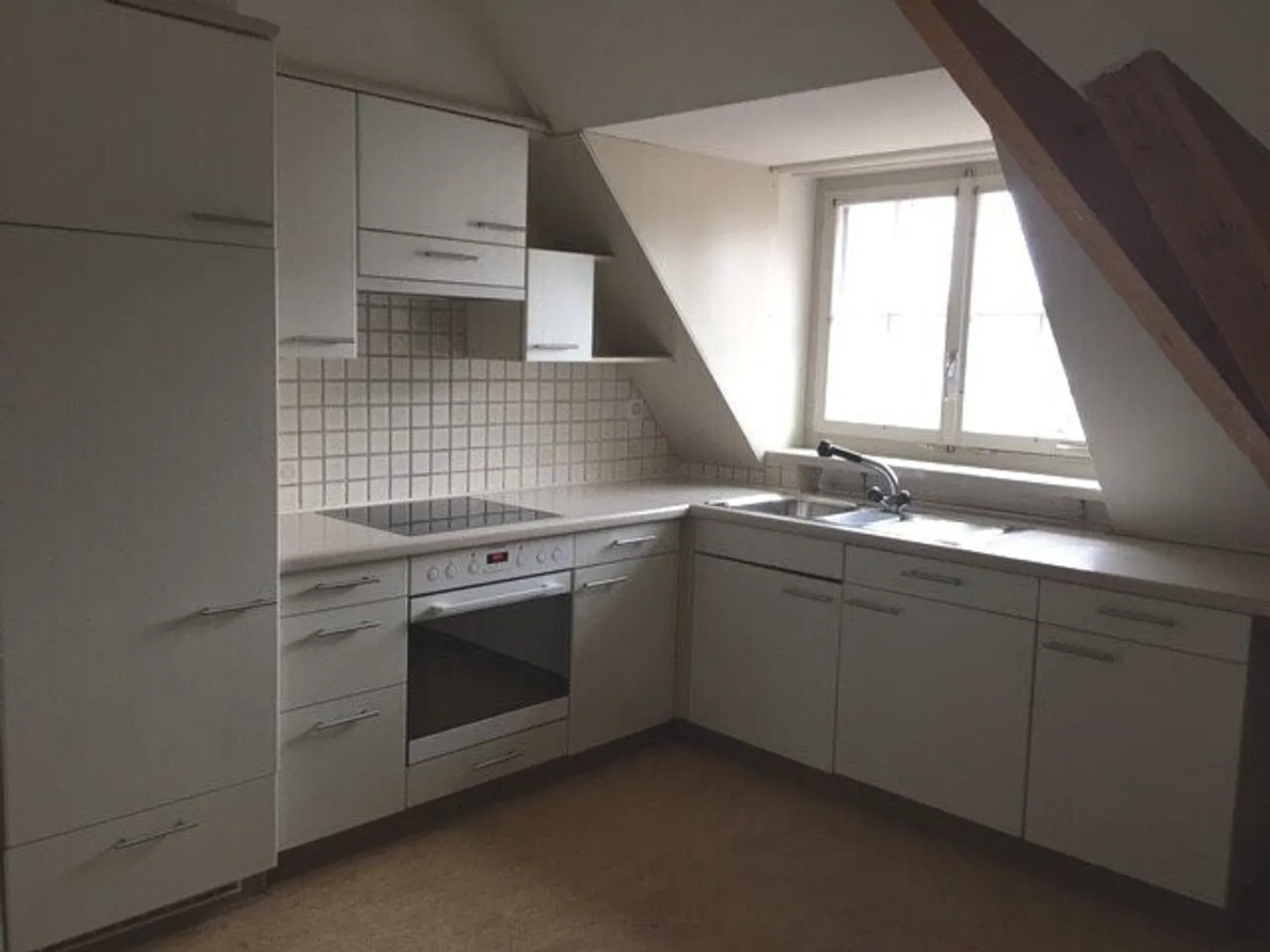 Nous vous recherchons - Photo 3 sur 5