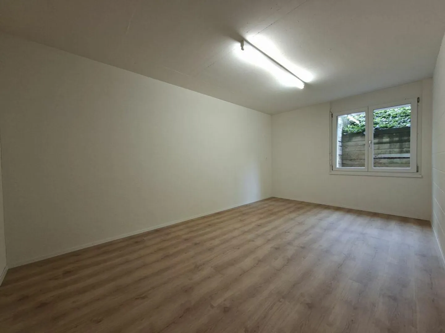 Top Bastelraum / Arbeitszimmer in Aarberg - Foto 1 von 2