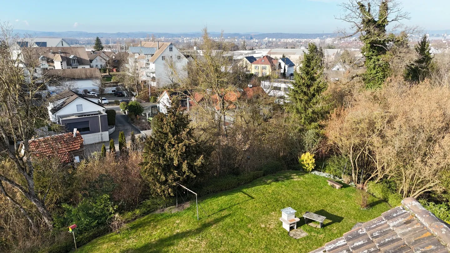 Charmante maison à deux générations dans le quartier populaire d'Emmishofen - Photo 5 sur 13