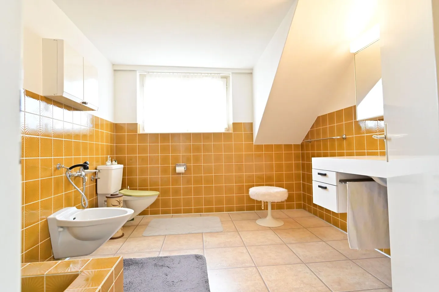 Charmante maison à deux générations dans le quartier populaire d'Emmishofen - Photo 12 sur 13