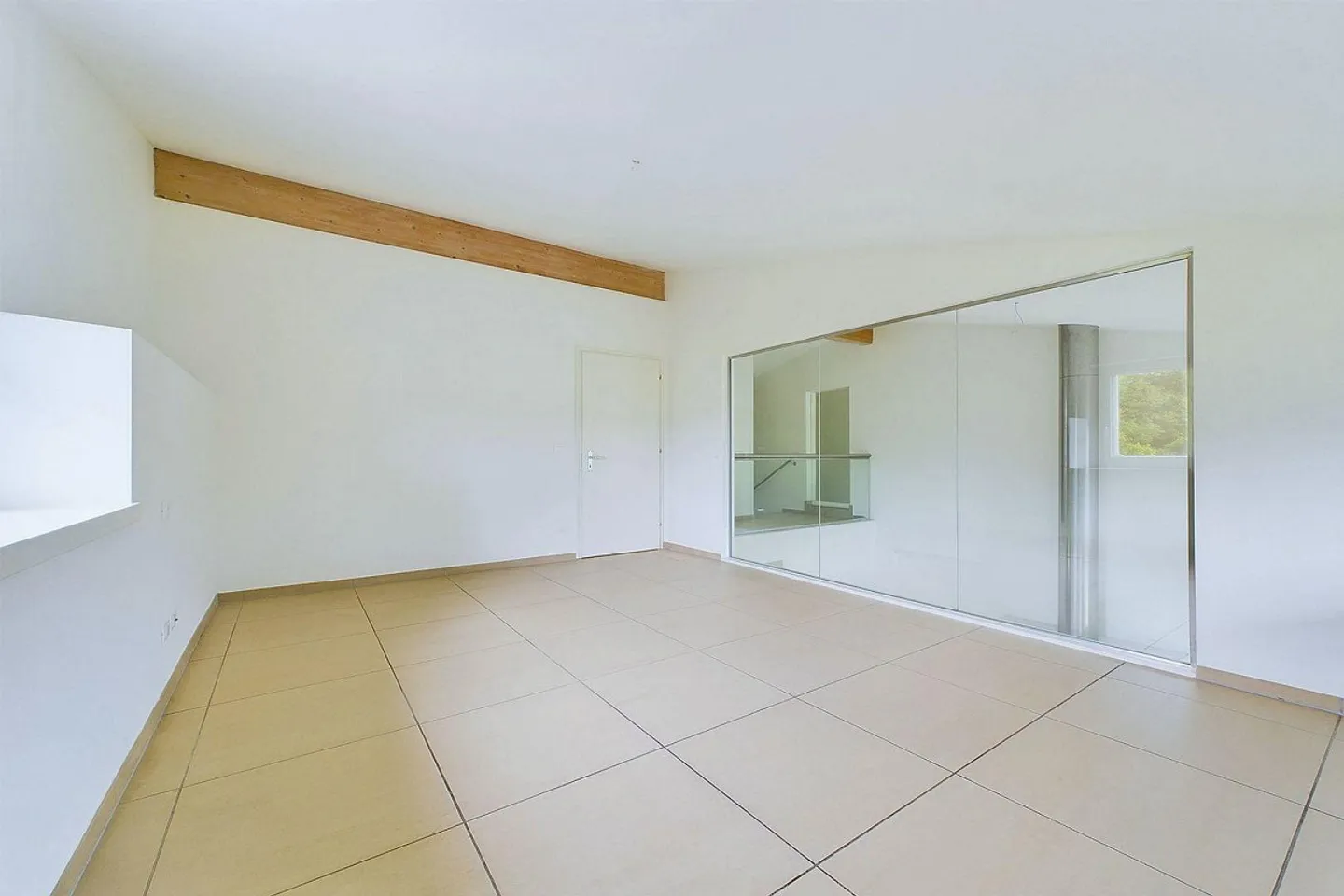 Montagnola - Confort et modernité : spacieux duplex de 3½ pièces à louer - Photo 10 sur 17