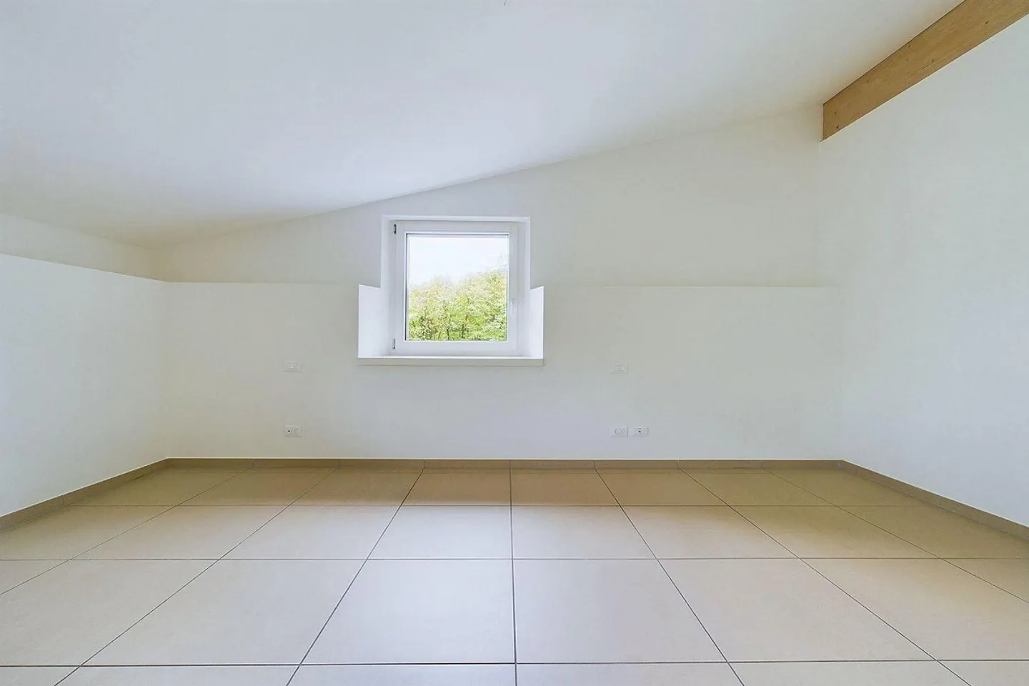 Montagnola - Confort et modernité : spacieux duplex de 3½ pièces à louer - Photo 12 sur 17