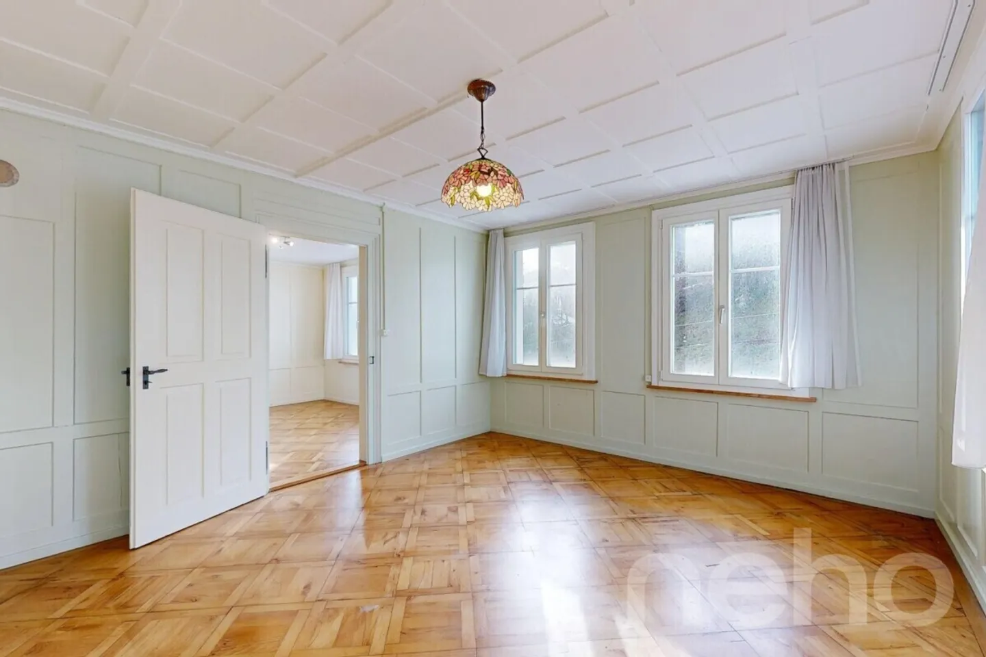 Proprietà versatile con vista lago - Foto 3 di 12