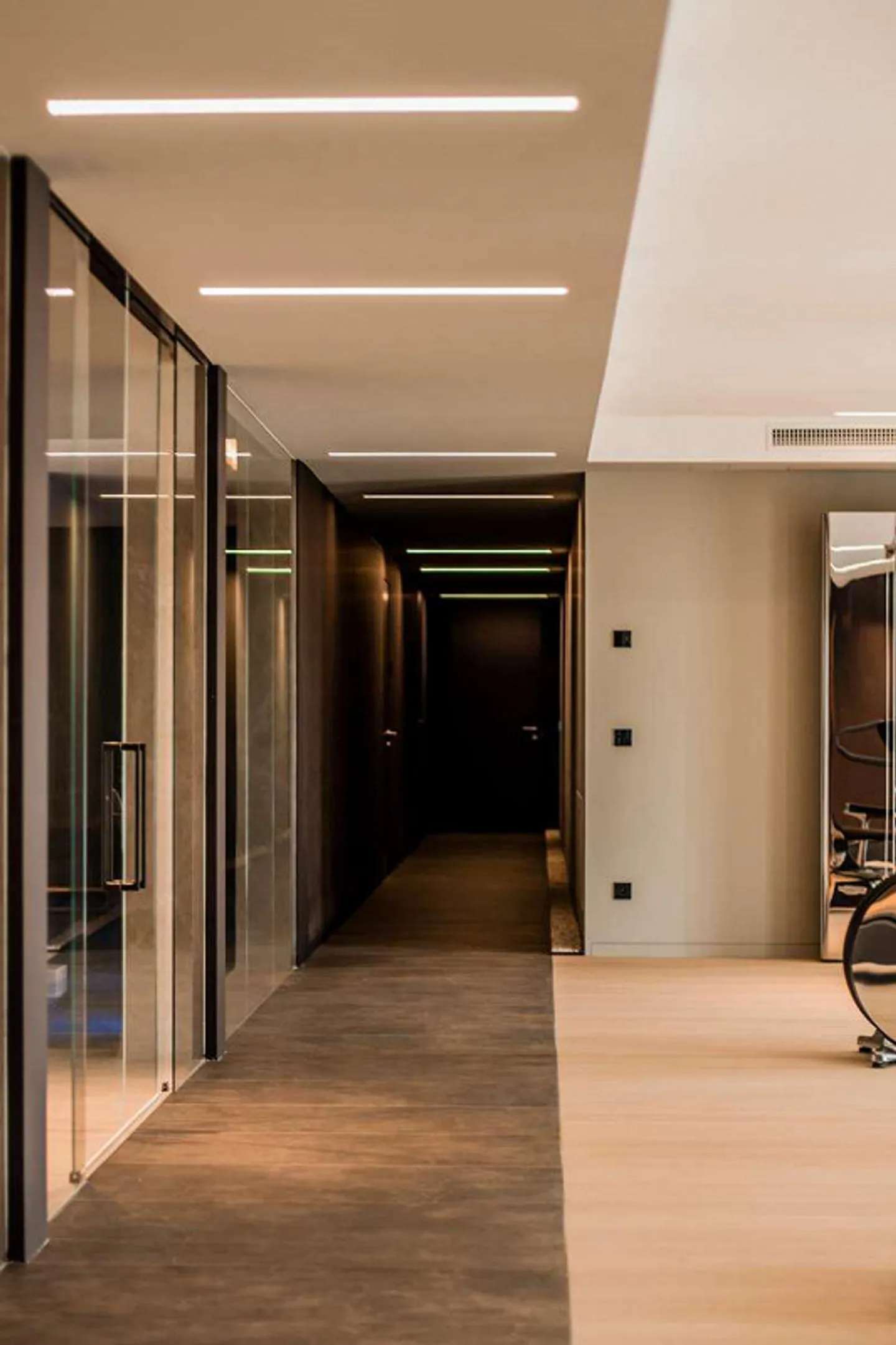 Appartement duplex dans la prestigieuse Résidence Ra Curta - Photo 19 sur 21