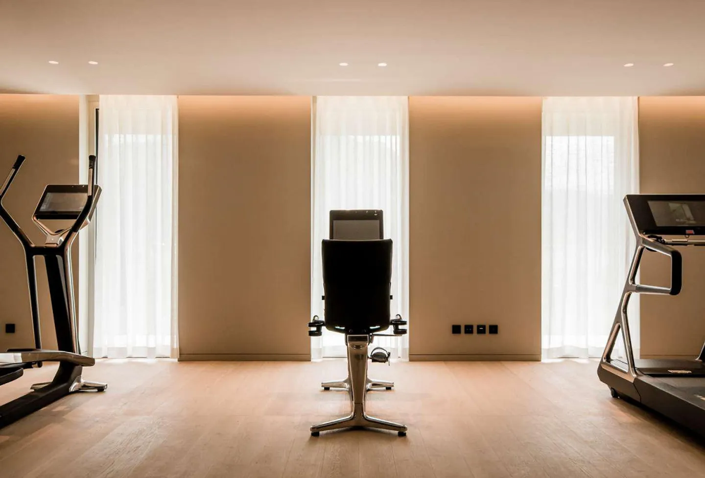 Appartement duplex dans la prestigieuse Résidence Ra Curta - Photo 20 sur 21