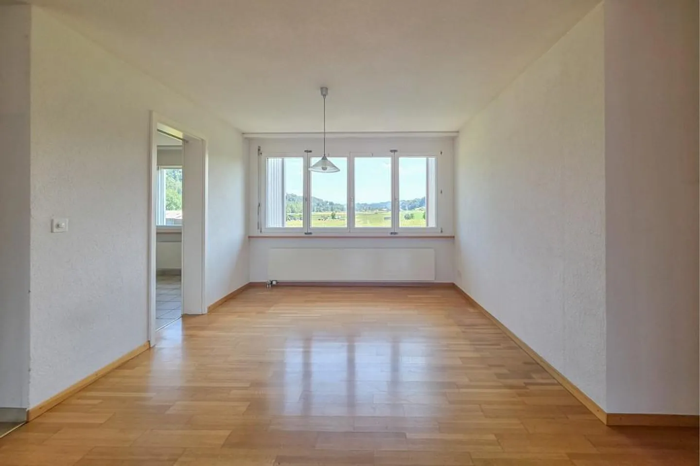 Vista soleggiata, molta tranquillità e una casa in cui sentirsi bene - Foto 8 di 13