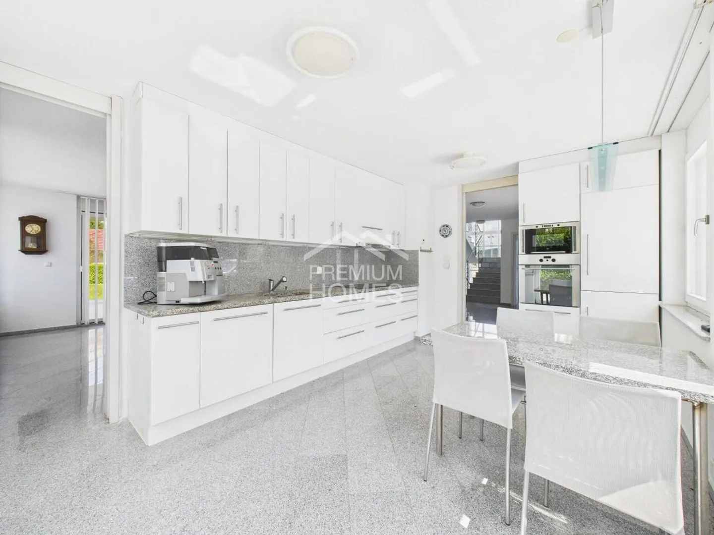 Landhausvilla wie aus dem Bilderbuch - Foto 4 von 7