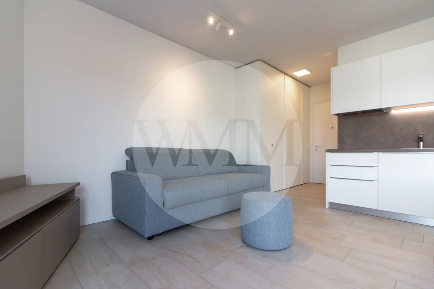 Apartment for rent - Photo 3 of 11