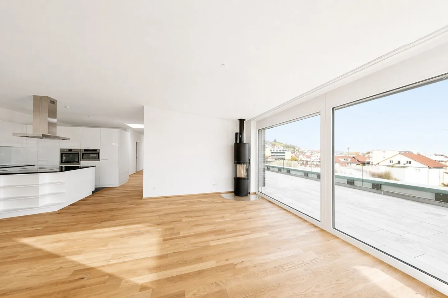 Vivre au-dessus des toits de Wilen près de Wollerau SZ - Photo 4 sur 17