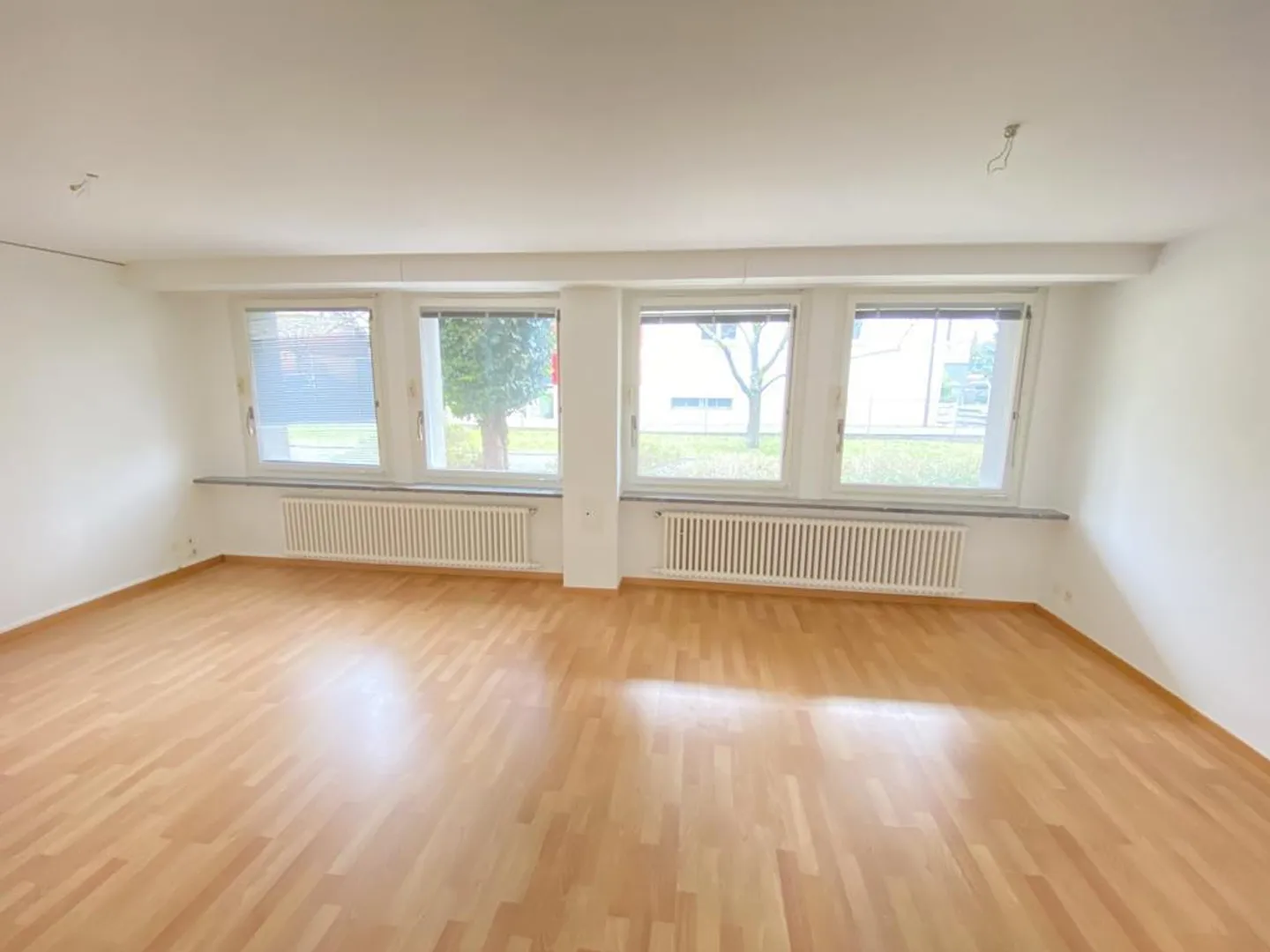 Spazioso studio al piano terra - Foto 6 di 8