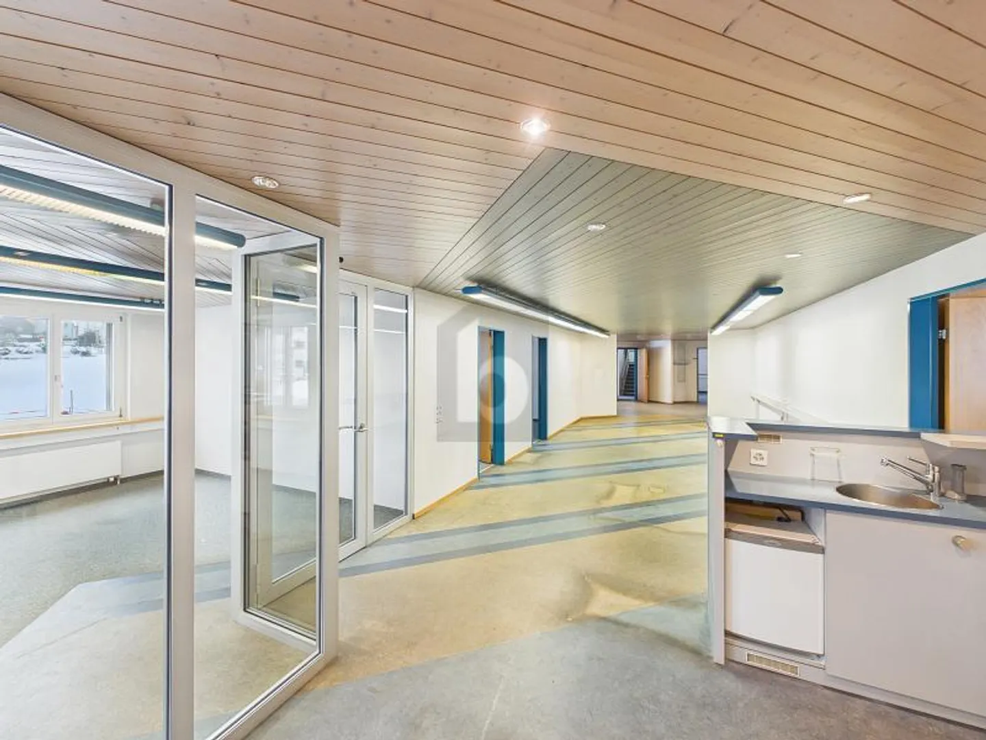 Spazio ufficio moderno ad Appenzell - Foto 3 di 6