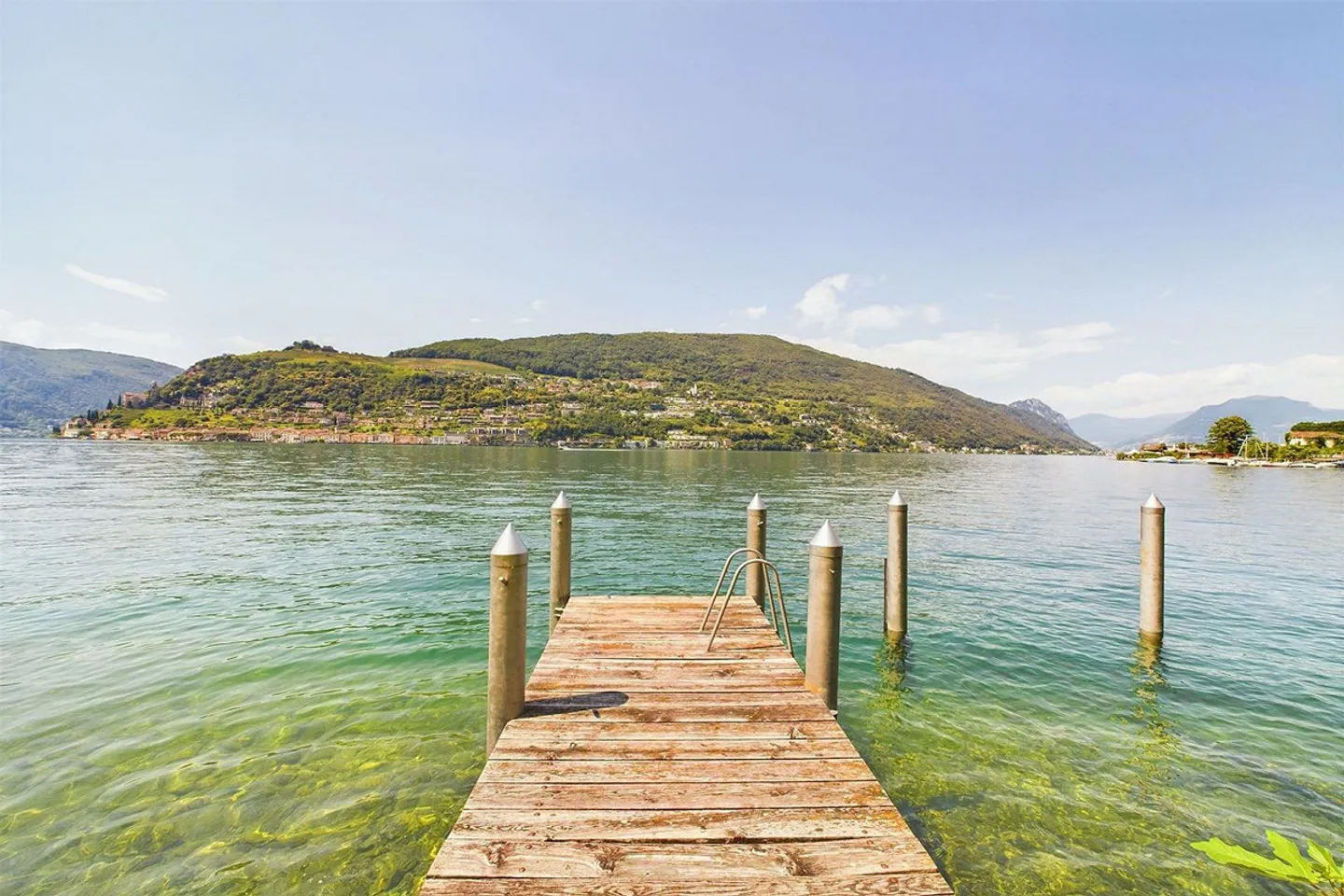 Large beautiful lakeside property in Brusino Arsizio - Photo 19 of 23