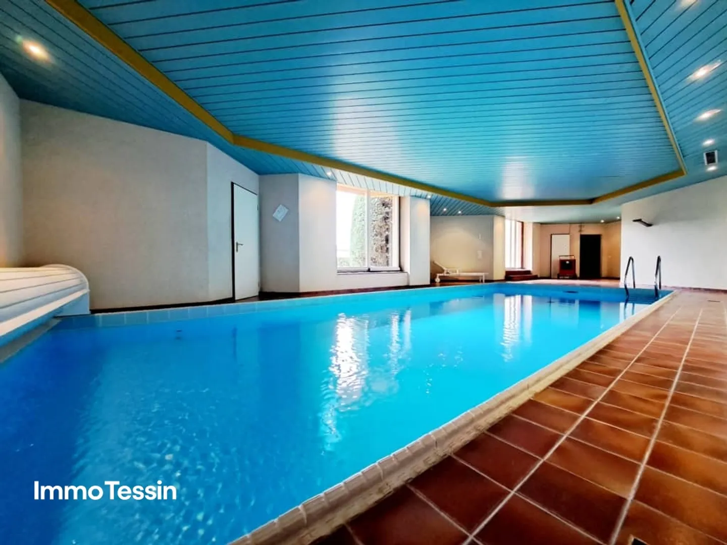 OPPORTUNITÉ : Appartement de luxe dans un emplacement privilégié avec piscine et vue sur le lac de Lugano - Photo 4 sur 13