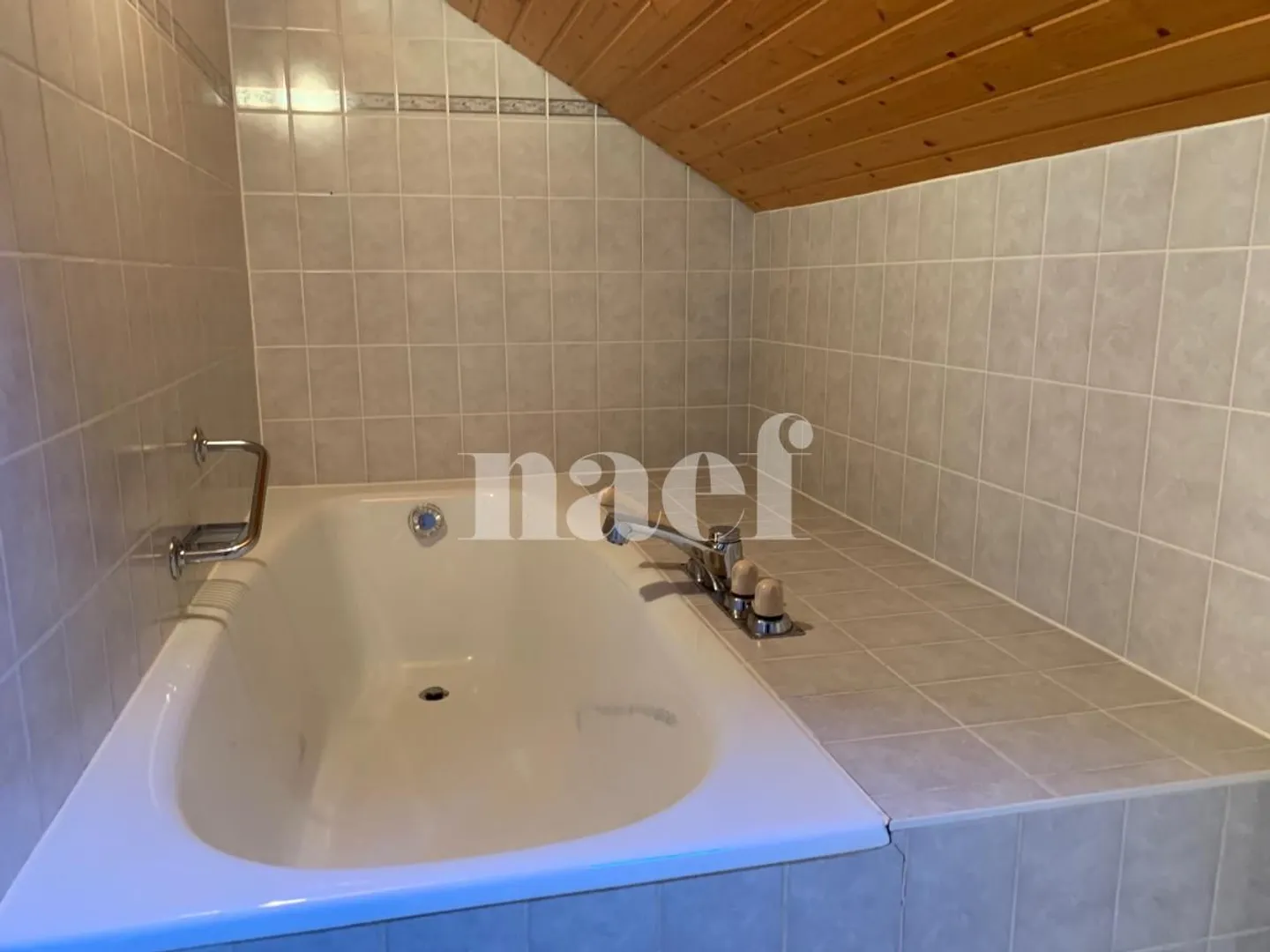 4.5 Room Apartment - Photo 6 of 6