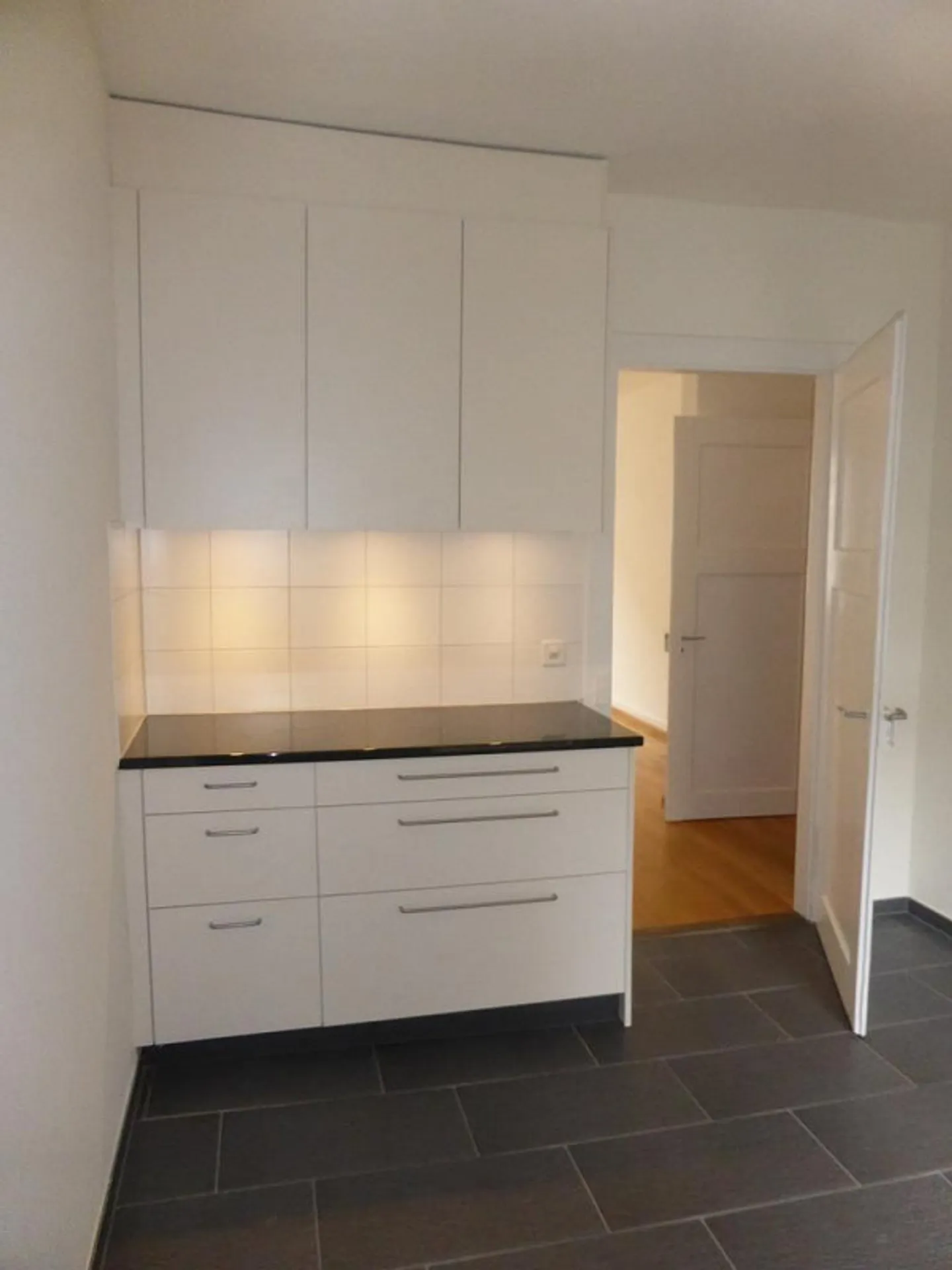 Bella appartamento di 2 stanze con balcone - Foto 3 di 6