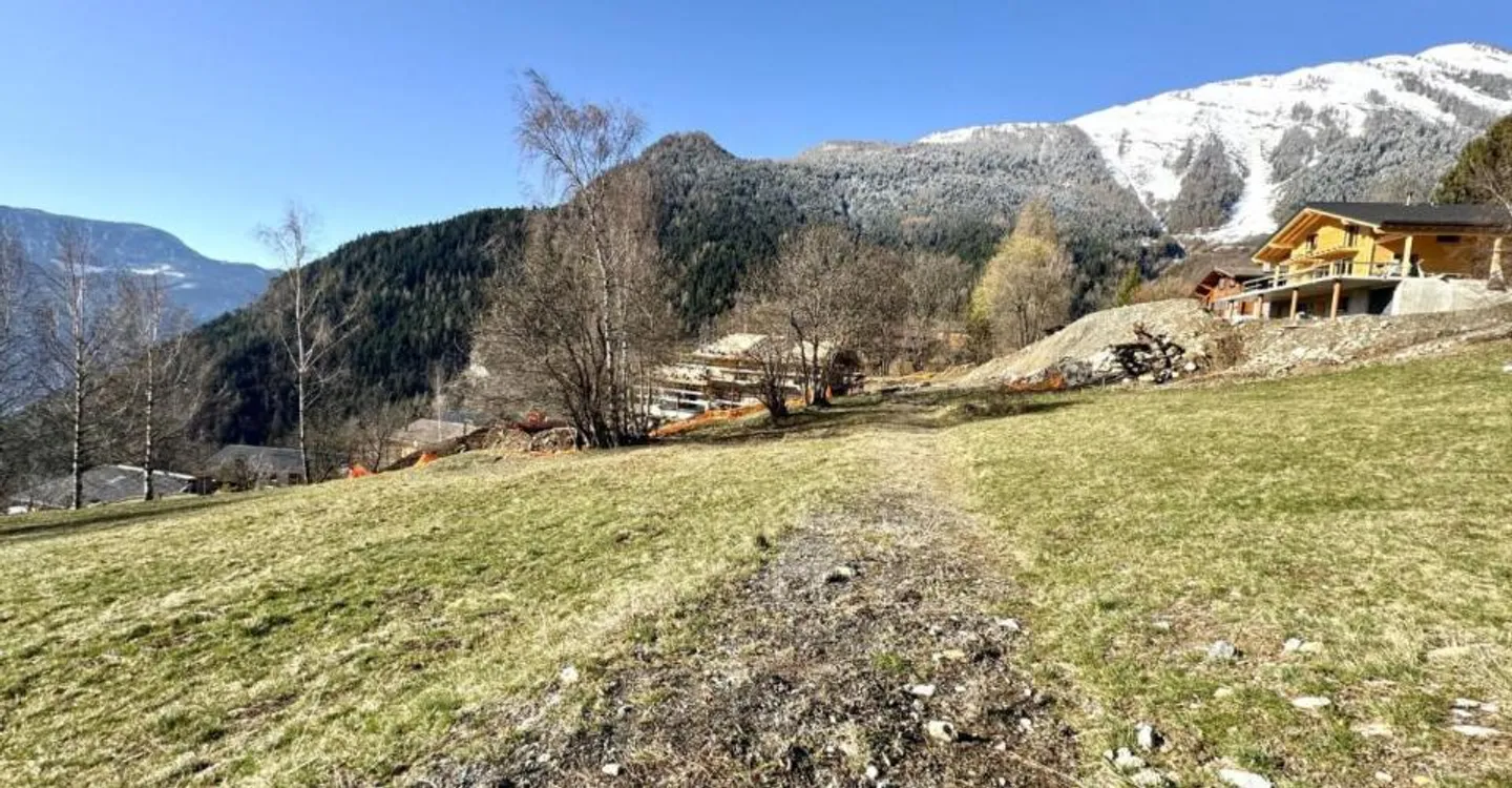 Land in Ovronnaz - Photo 2 of 9