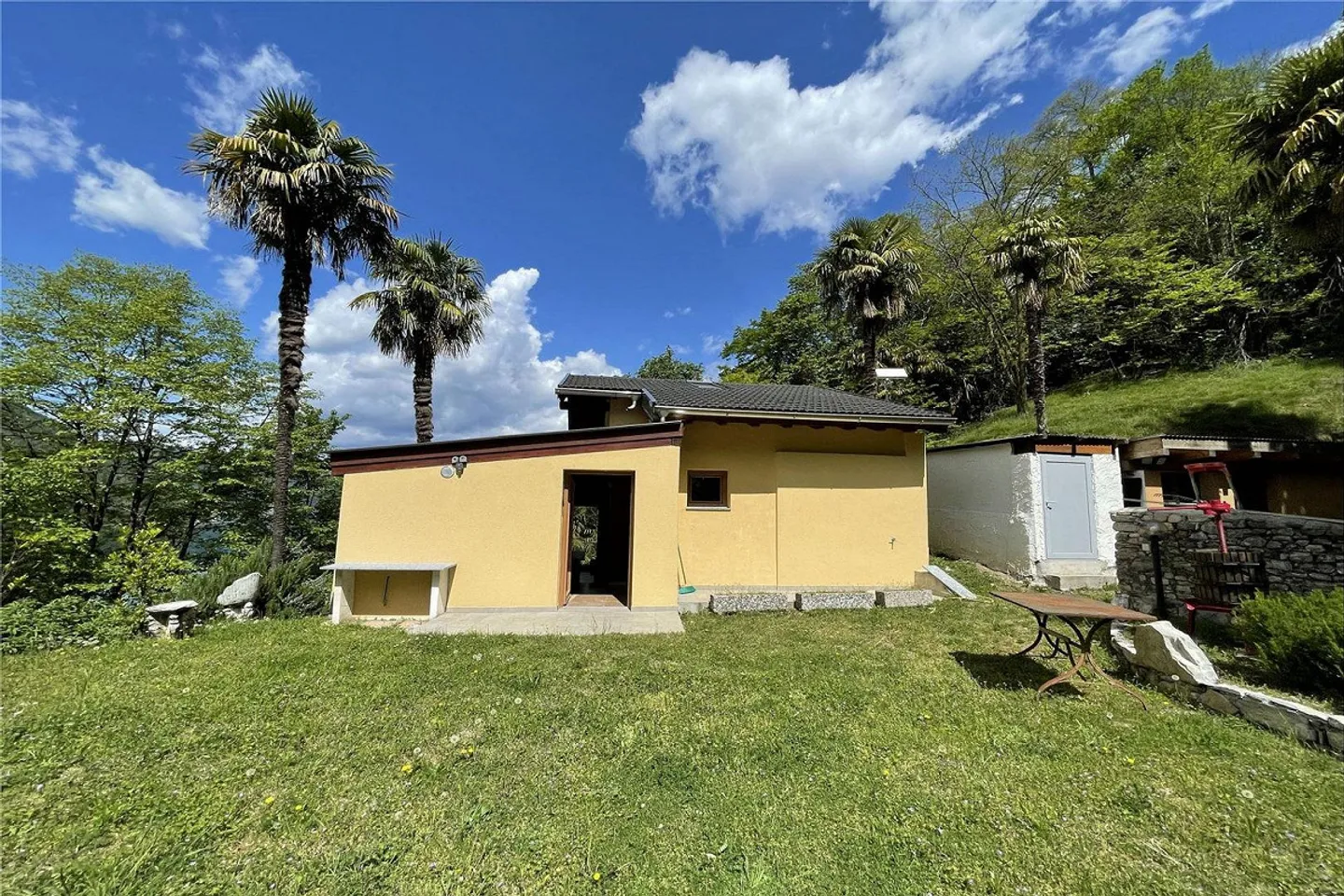 Splendid rustic surrounded by nature - Melano, Val Mara - Photo 1 of 10