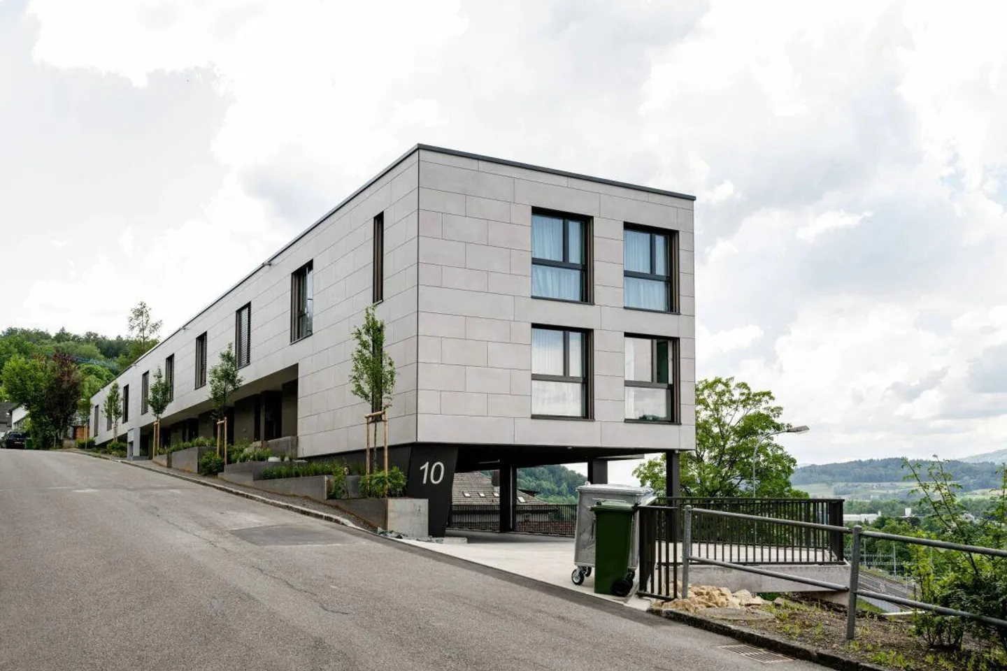 Beautiful Maisonette Apartment for Comfort in Aarau - Photo 1 of 10