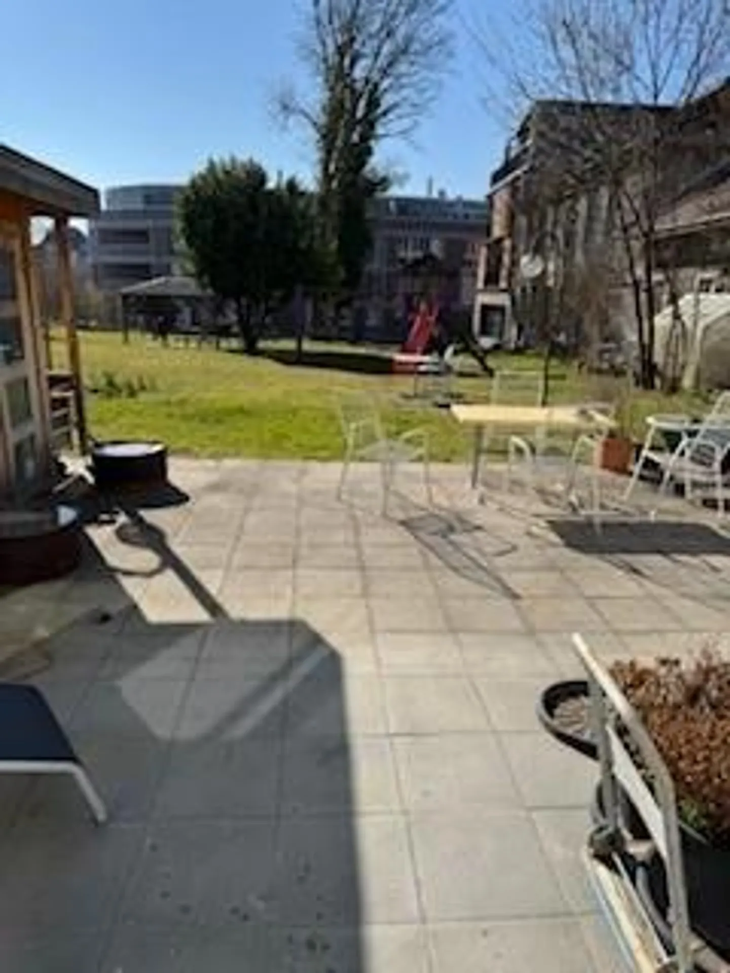 Spazio commerciale in una posizione frequentata - Foto 6 di 13