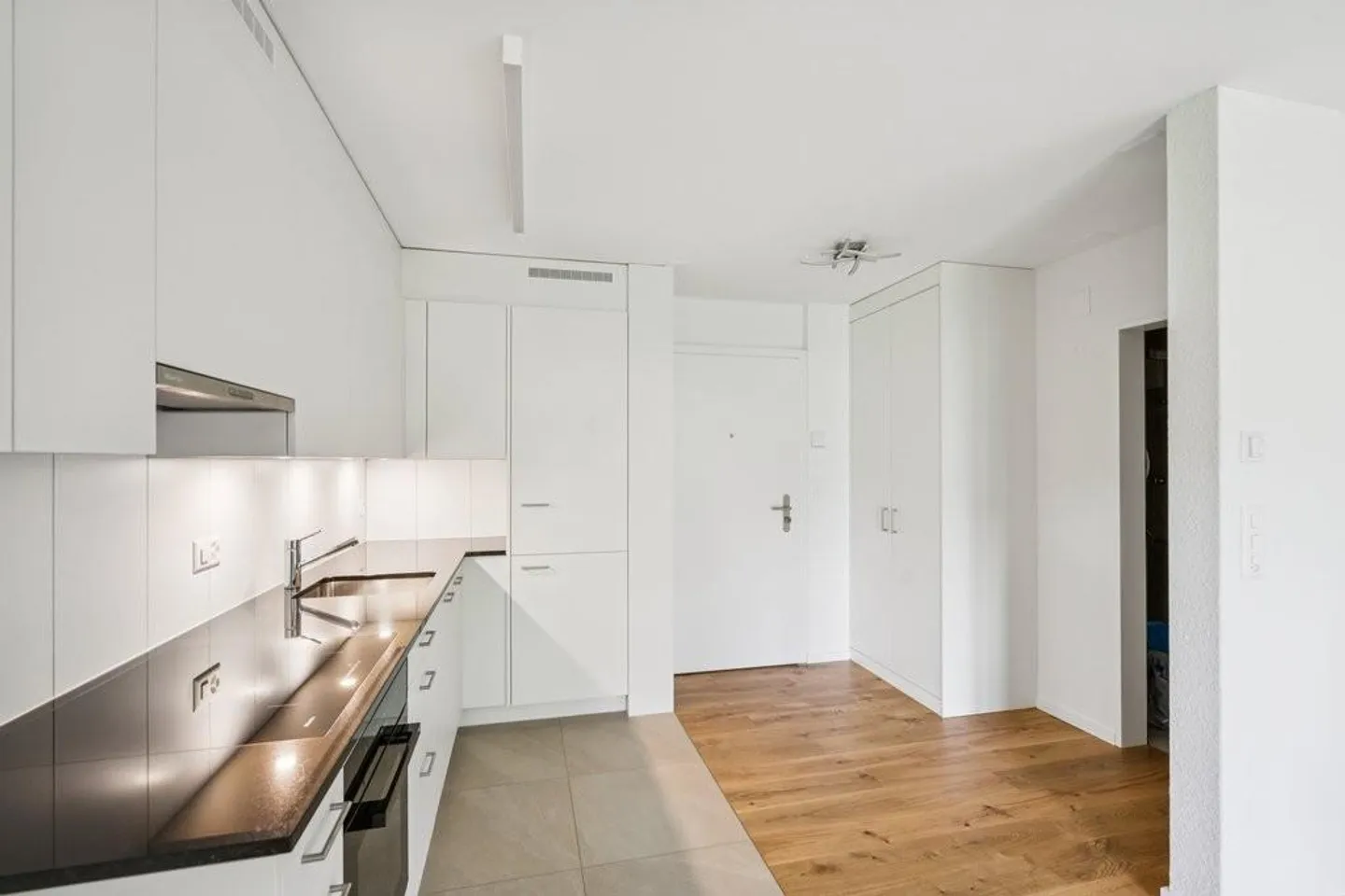 Moderne Wohnung mit Garten - Foto 4 von 7