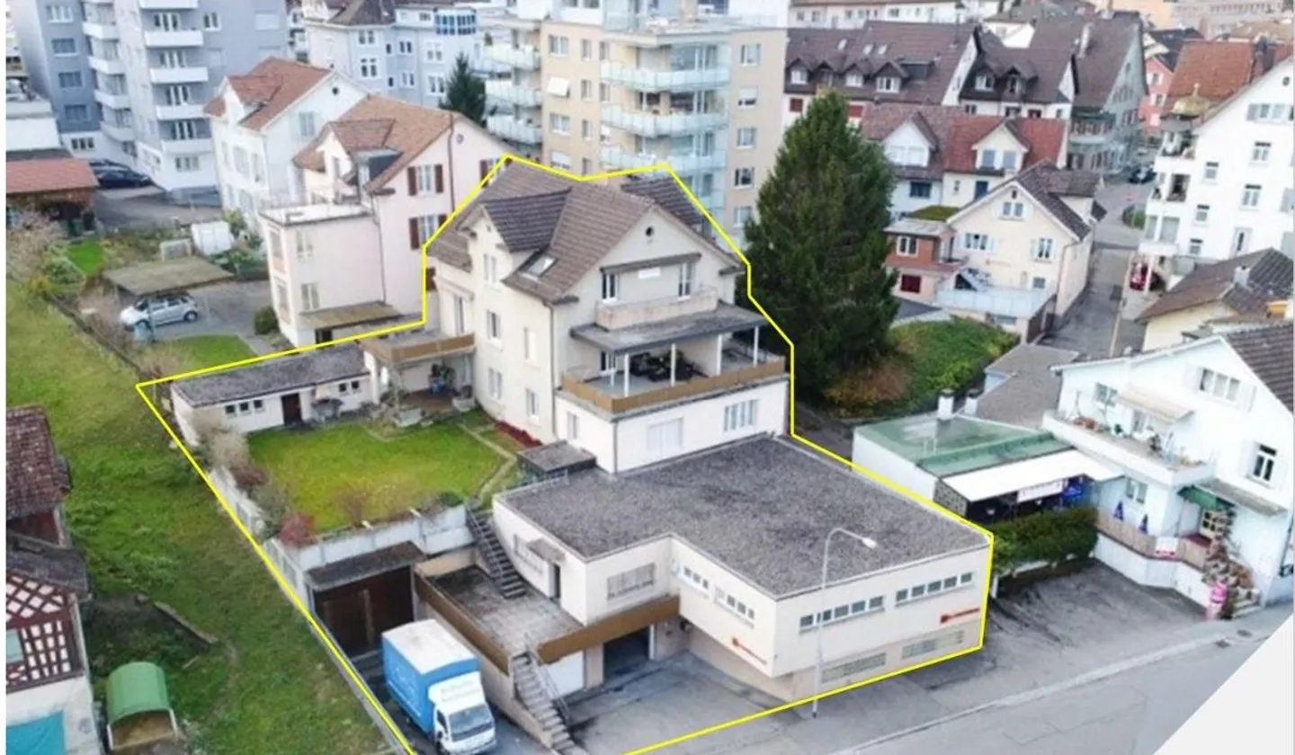 Investitions-Mehrfamilienhaus - Foto 1 von 3