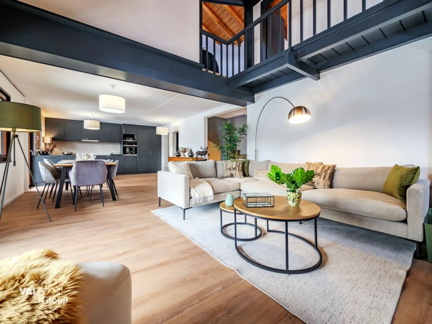 L'alliance parfaite entre la tradition alpine et le raffinement moderne - Photo 3 sur 19