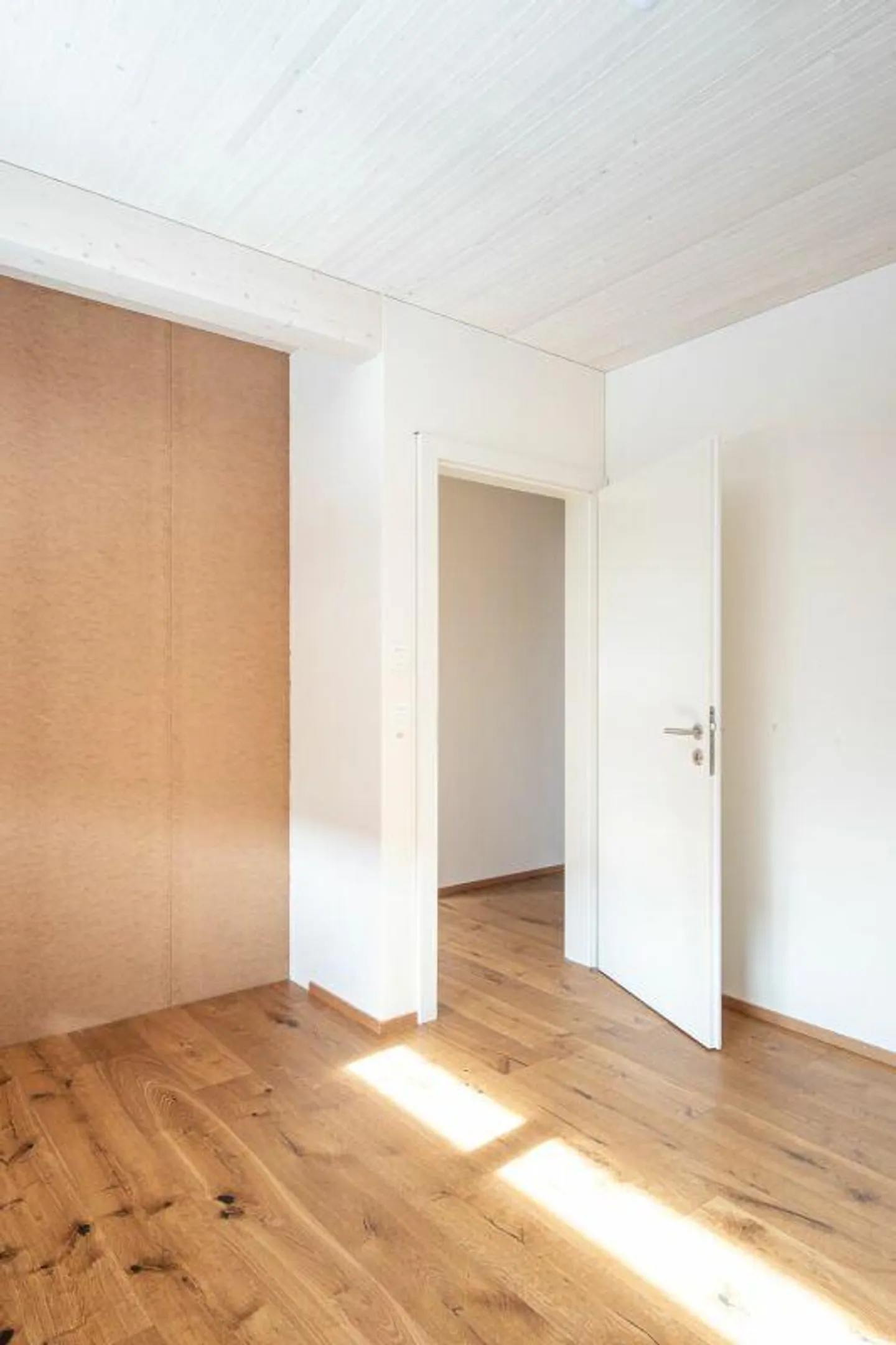 NUOVA Casa unifamiliare di 6,5 stanze al lago - Foto 17 di 27