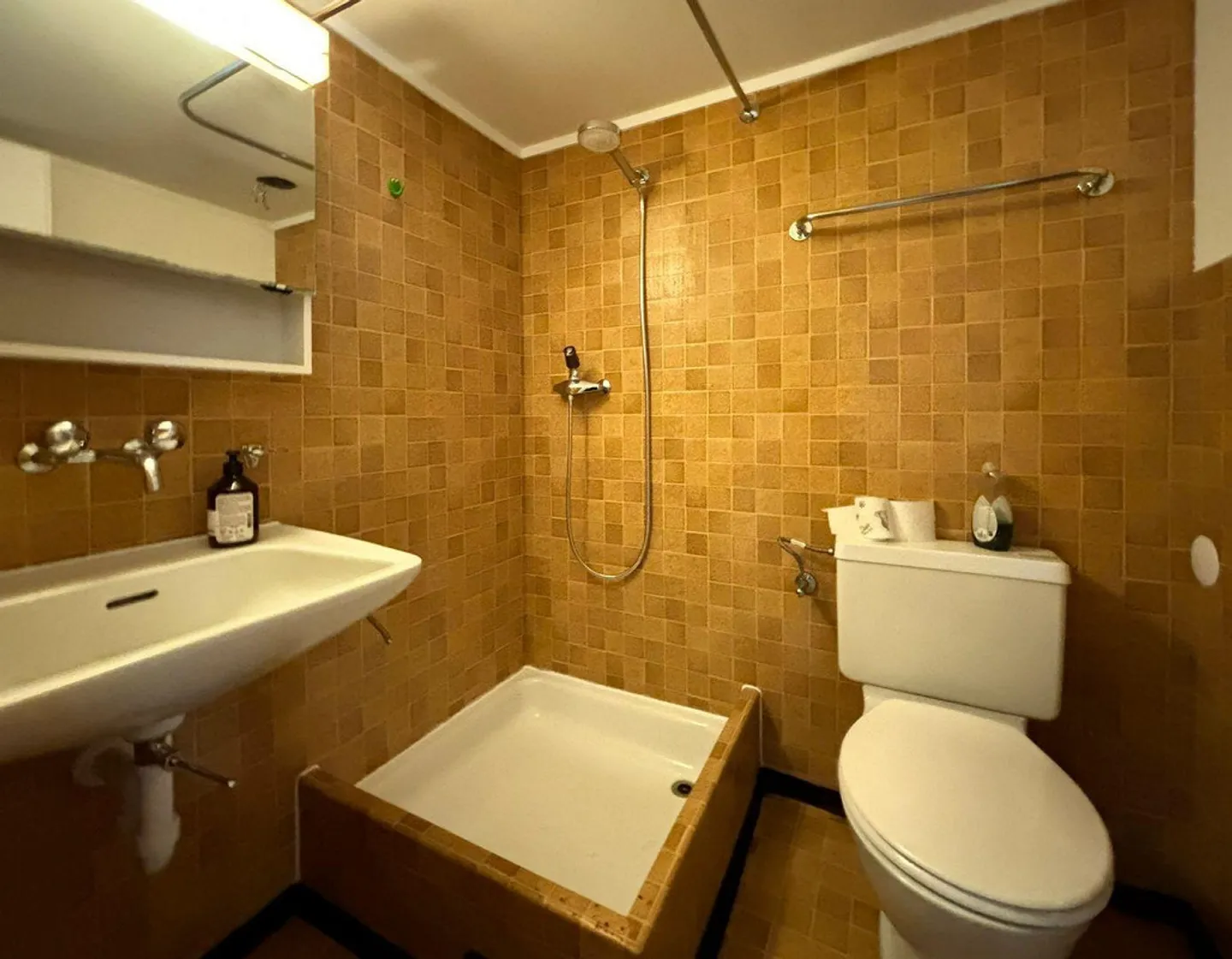 1-room apartment - Photo 7 of 8
