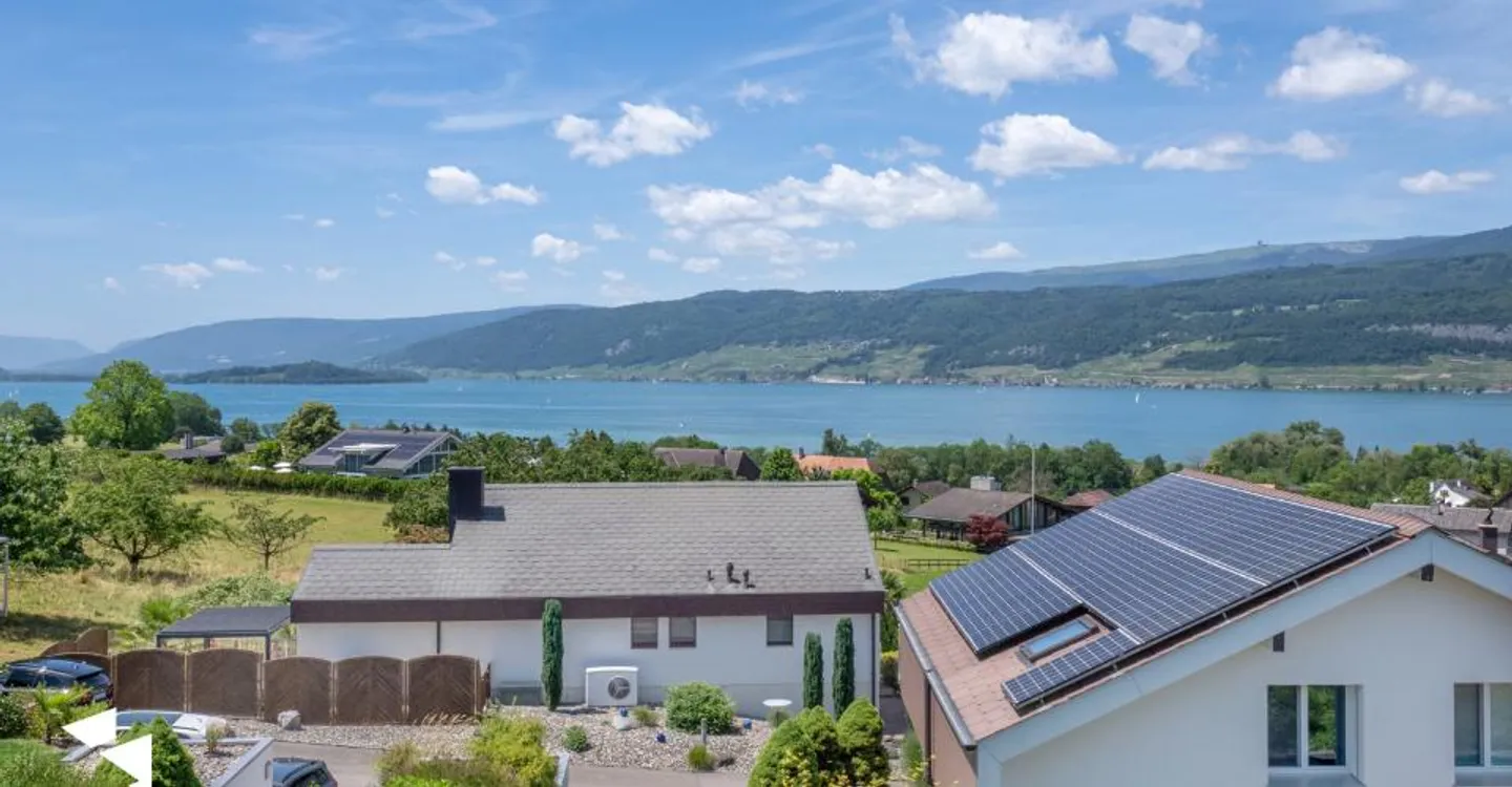 Fehr Immobiliare - Casa unifamiliare di 5,5 stanze ben soleggiata con vista sul lago - Foto 1 di 13