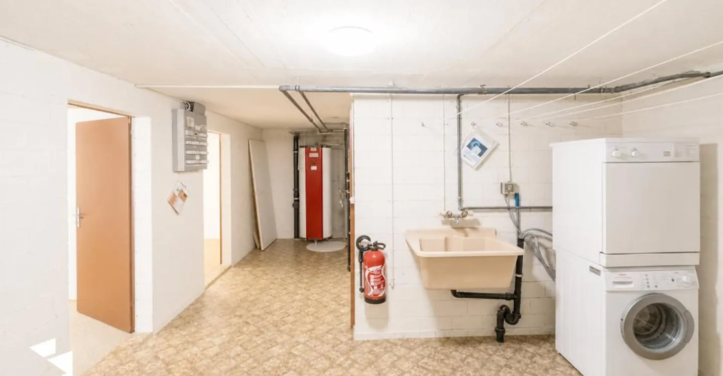 Fehr Immobiliare - Casa unifamiliare di 5,5 stanze ben soleggiata con vista sul lago - Foto 11 di 13