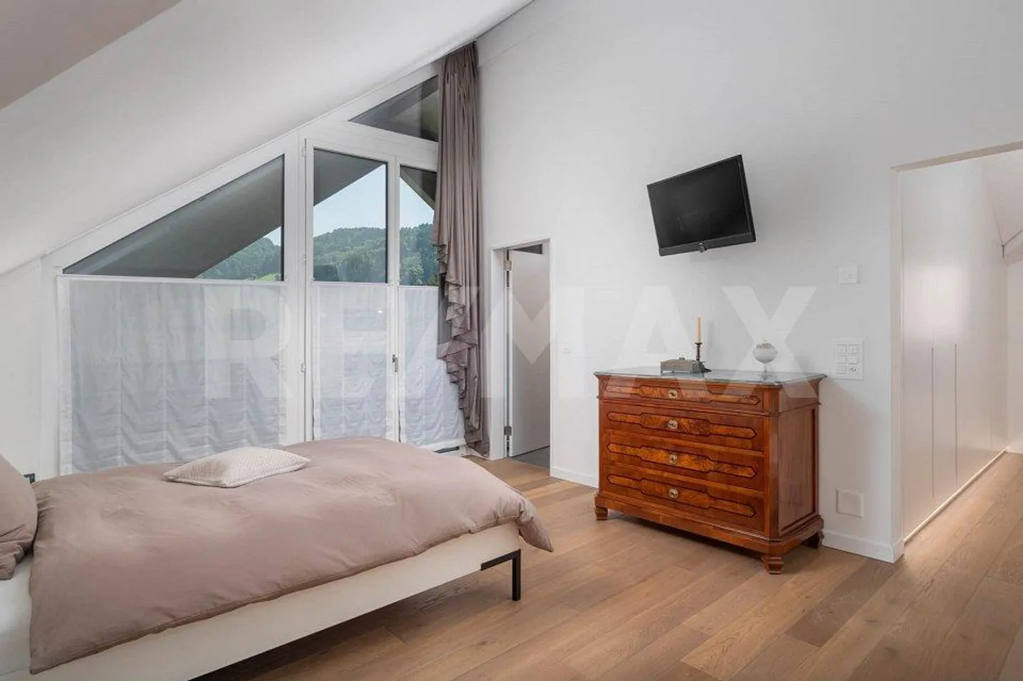 Alone at the top, like new, quiet and with beautiful panoramic views - Photo 6 of 13