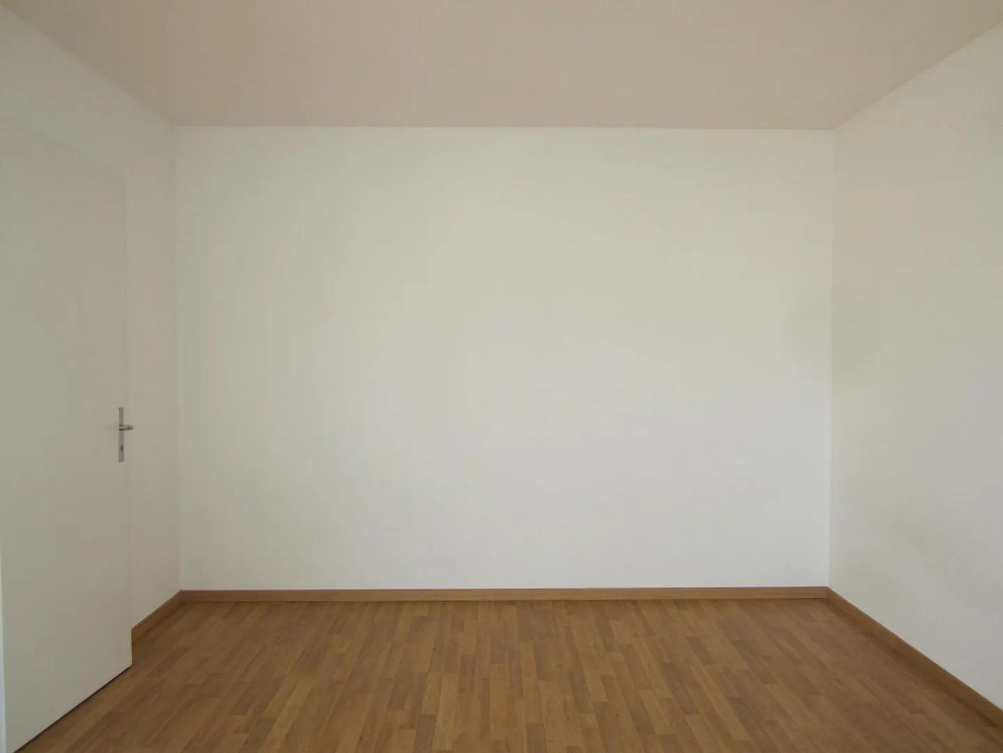 Luminoso appartamento 1.5 locali vicino al centro - Foto 6 di 10