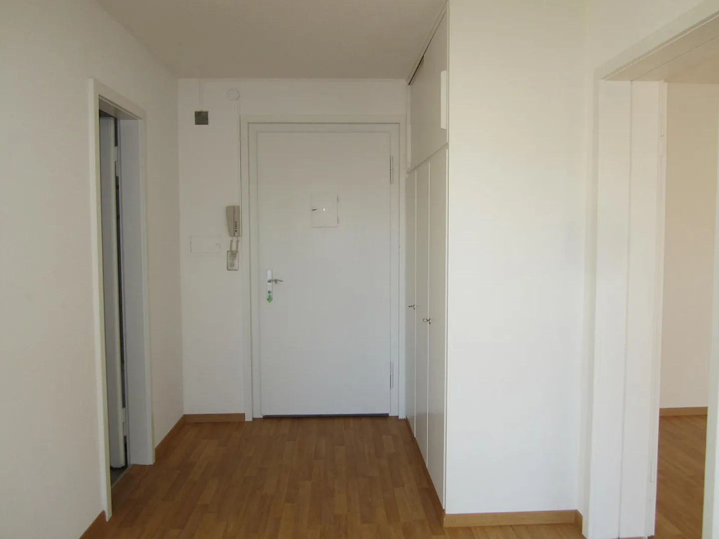 Luminoso appartamento 1.5 locali vicino al centro - Foto 7 di 10