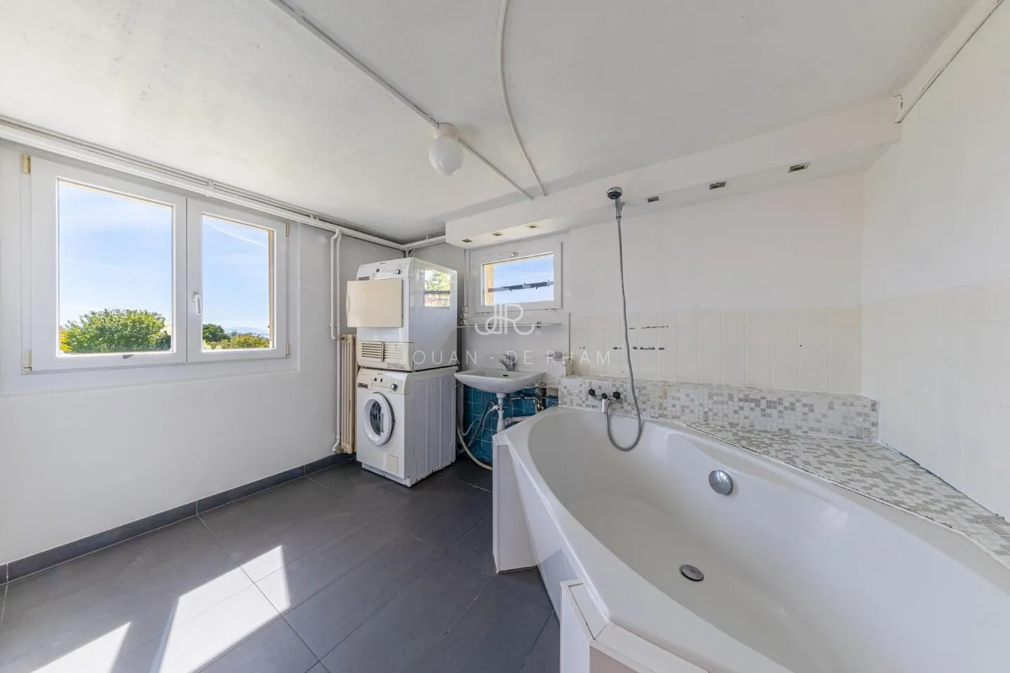 Charming House in the Vineyards - Photo 2 of 9