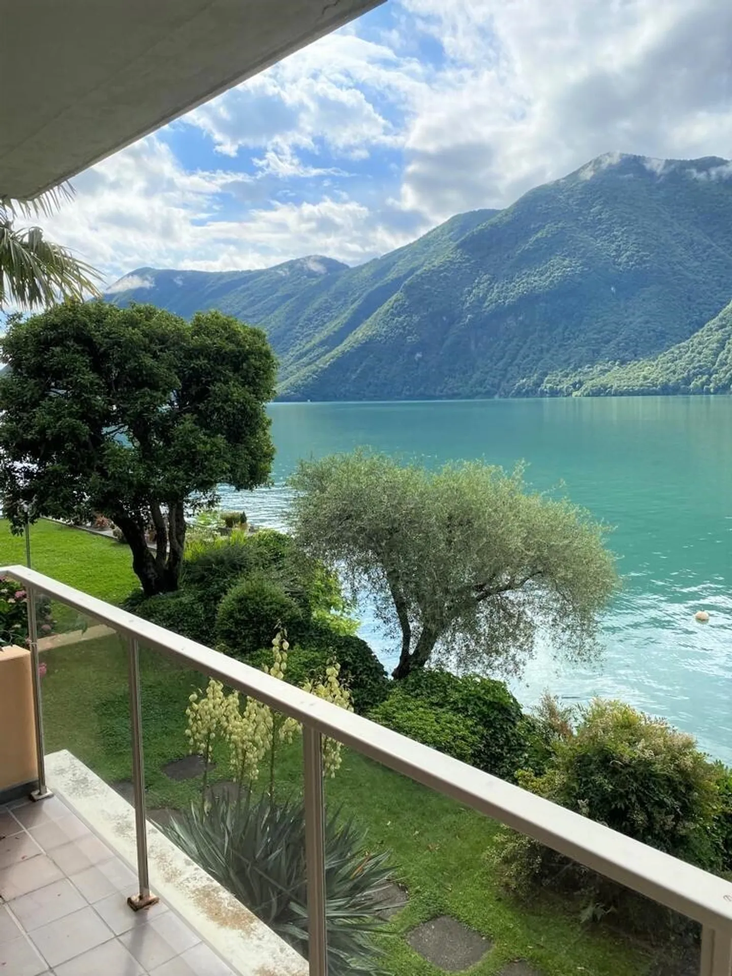 CASTAGNOLA
Appartamento ammobiliato 3.5 locali fronte lago - Foto 4 di 9