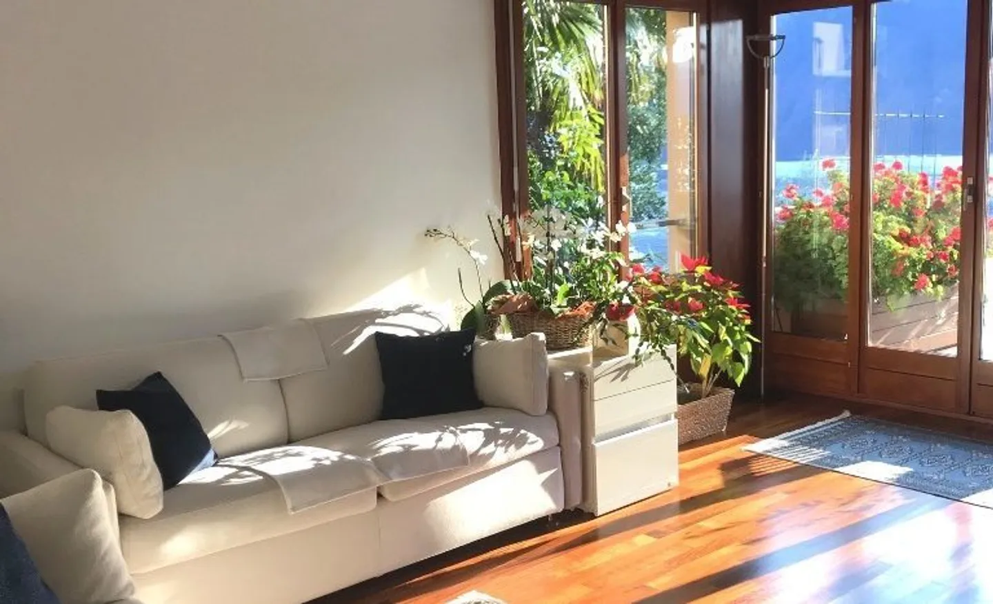 CASTAGNOLA
Appartamento ammobiliato 3.5 locali fronte lago - Foto 7 di 9